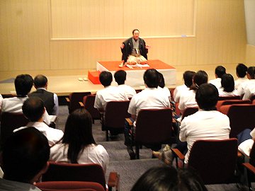 好評・人気講演会講師・三遊亭楽春の笑いは健康の良薬講演会