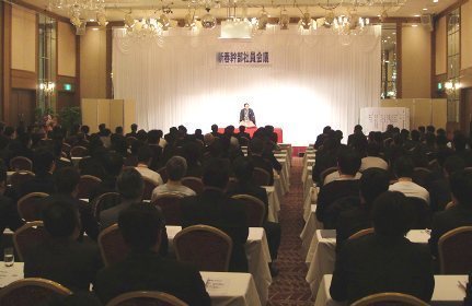 人気講演会講師・三遊亭楽春の落語に学ぶカスタマーサービスマインド向上&コミュニケーション講演会