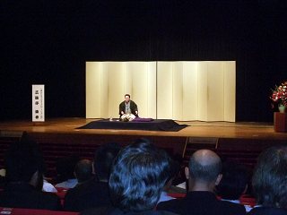 三遊亭楽春のコミュニケーション講演会の風景