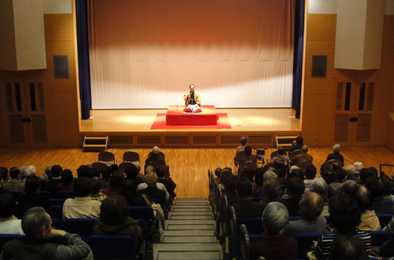 講演会人気講師・三遊亭楽春落語独演会の風景