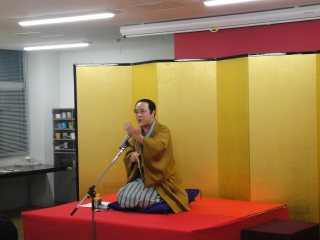 講演会の人気講師で落語家・三遊亭楽春のコミュニケーション講演会の風景