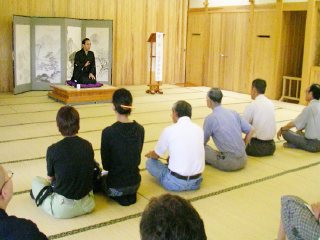 三遊亭楽春の出張落語会の風景