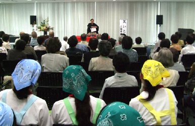 三遊亭楽春の笑いと健康の講演会