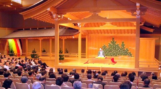 講演会の人気講師・三遊亭楽春の笑いは健康の良薬講演会の風景
