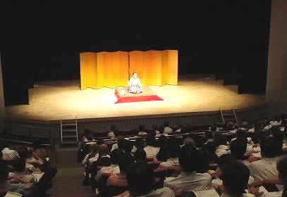 三遊亭楽春のコミュニケーション&メンタルケア講演会の風景