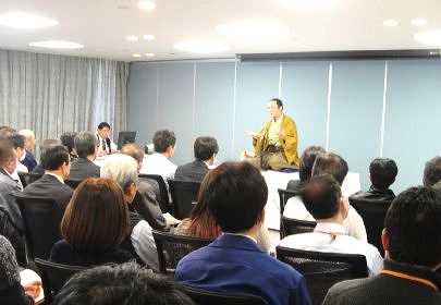 三遊亭楽春のモチベーション講演会の風景