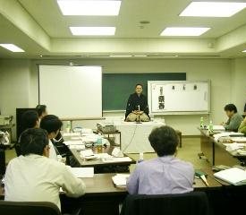 三遊亭楽春のカスタマーサービス講演会の風景