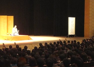 三遊亭楽春のメンタルヘルス講演会の風景