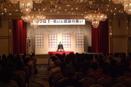 三遊亭楽春の笑いは健康の良薬講演会の風景