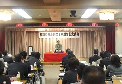 講演会の人気講師・三遊亭楽春のメンタルヘルス講演会風景