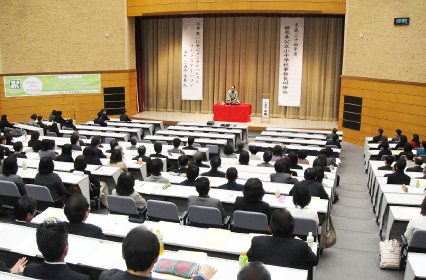 講演会の人気講師・三遊亭楽春の講演会風景・メンタルヘルス&コミュニケーション力